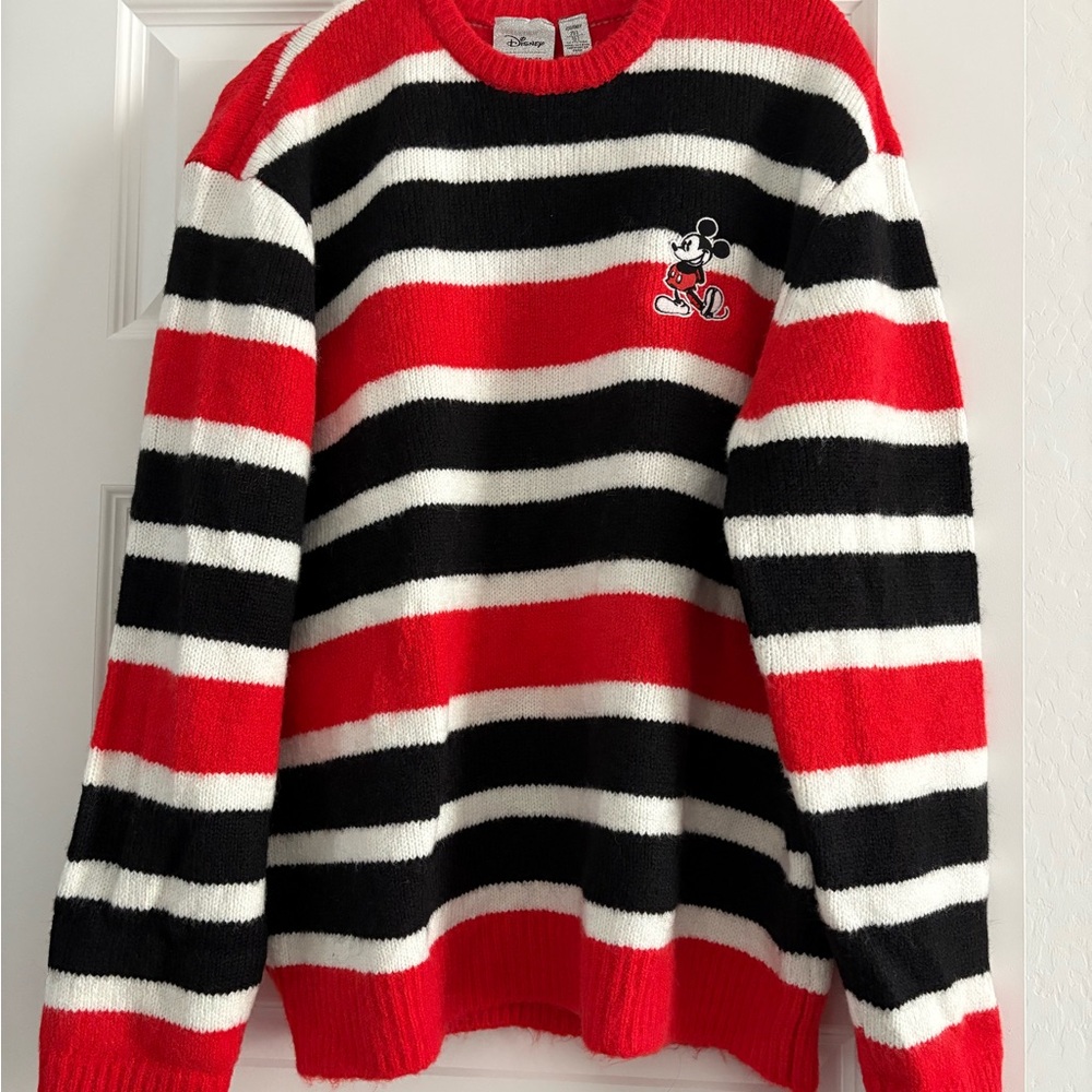 Mickey Mouse Sweater - Picture 2 of 5